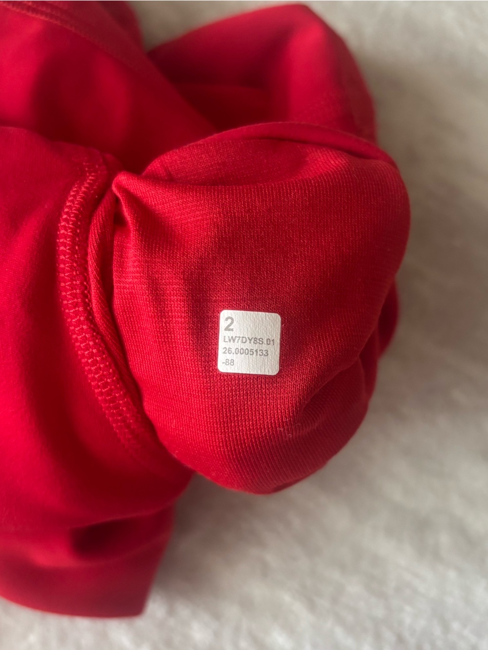 Lululemon Oxford Red 4” Biker Shorts - Picture 4 of 4